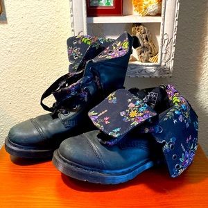 Dr.Martens light sturdy boots